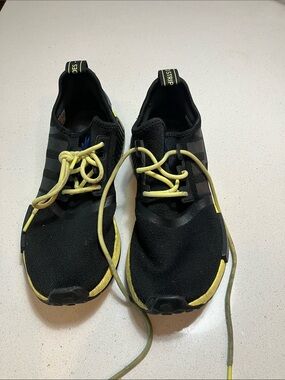 adidas Black Athletic Sneakers with Yellow Accents